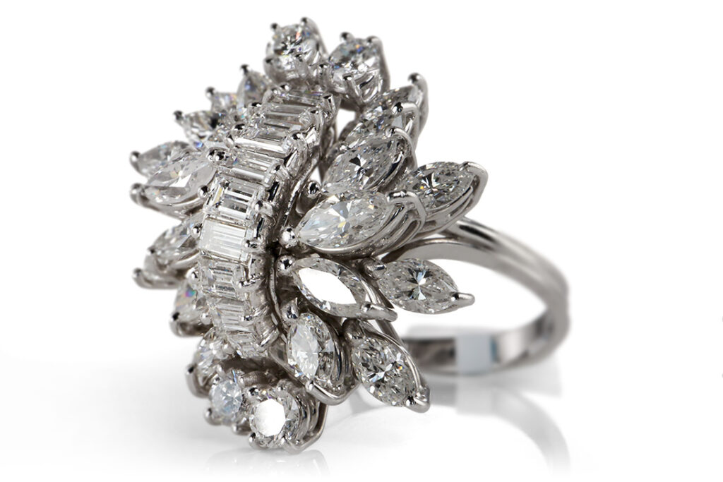 Ring 32 Diamanten 3,55 ct D-E-F/VVS-VS 750 Gold IGI Gutachten [BRORS 20424]