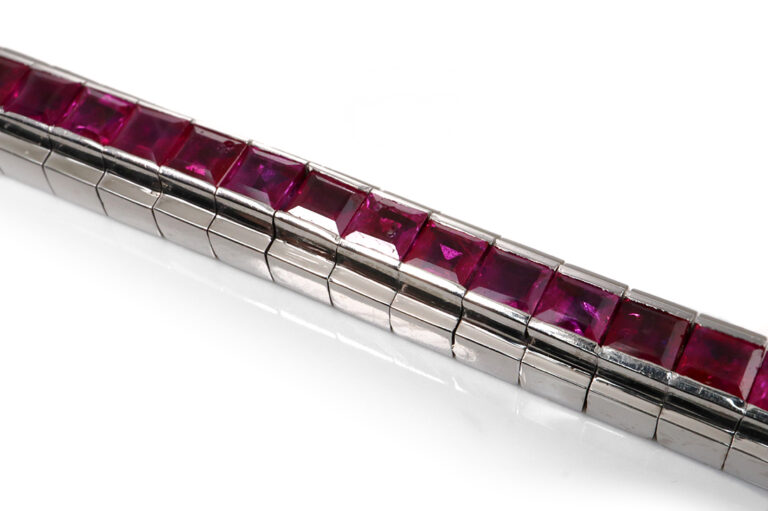 Armband Burma Rubine unbehandelt 12,0 ct ! 750 Weißgold IGI [BRORS 20429]