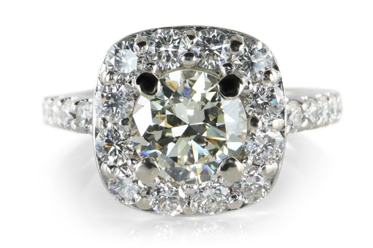 Ring Brillant 1,15 ct N-O/VS2 + 26 Dia. 0,65 ct 585 Weißgold Gr 53 [BRORS 19535]