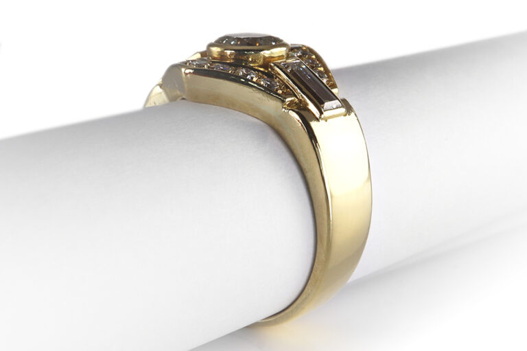 Cartier Vintage Ring 17 Diamanten ca. 1,35 ct G/vvs 750 Gelbgold [BRORS 19766]