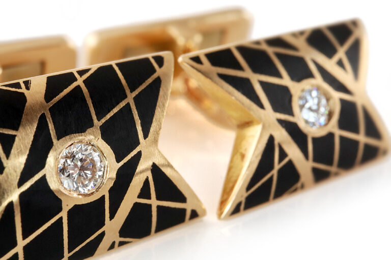 Leo Wittwer Manschettenknöpfe aus 750 Gold mit Diamanten & Emaille [BRORS 20439]