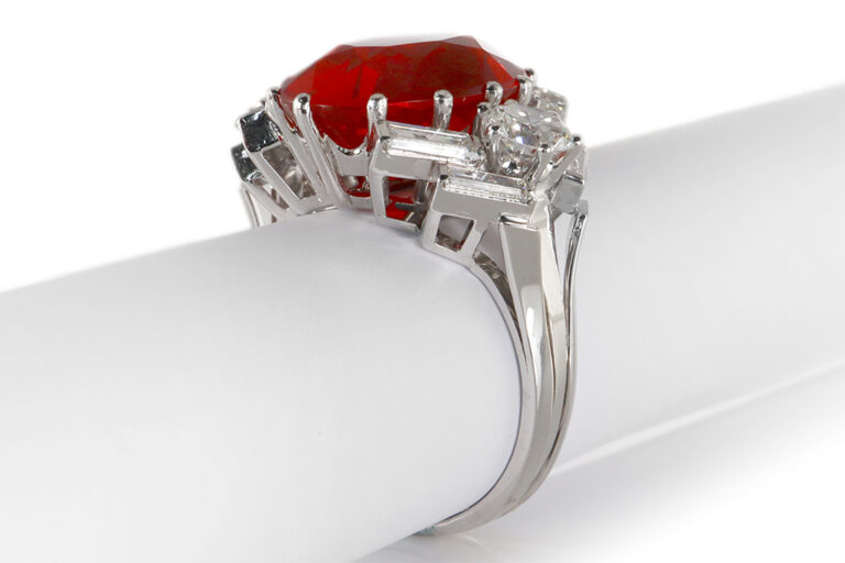 Ring*Weyersberg* Feuer Opal ca 5,70 ct + 10 Diamanten IGI 750 Gold [BRORS 20480]