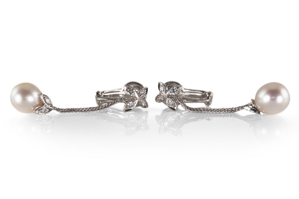 Ohrstecker Rene Kern 2 Akoya Perlen 12 Diamanten 0,24 ct 750 Gold [BRORS 20456]