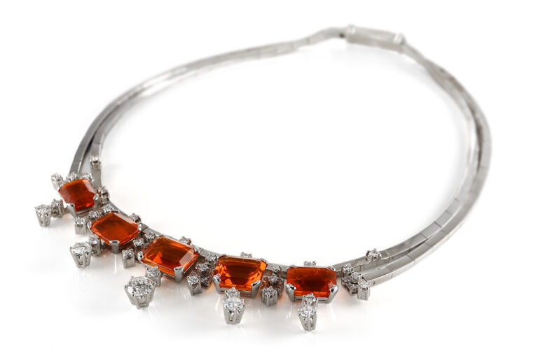 Collier 5 Feueropale 23 ct + 59 Diamanten 4,6 ct River-TW Gold IGI [BRORS 20483]