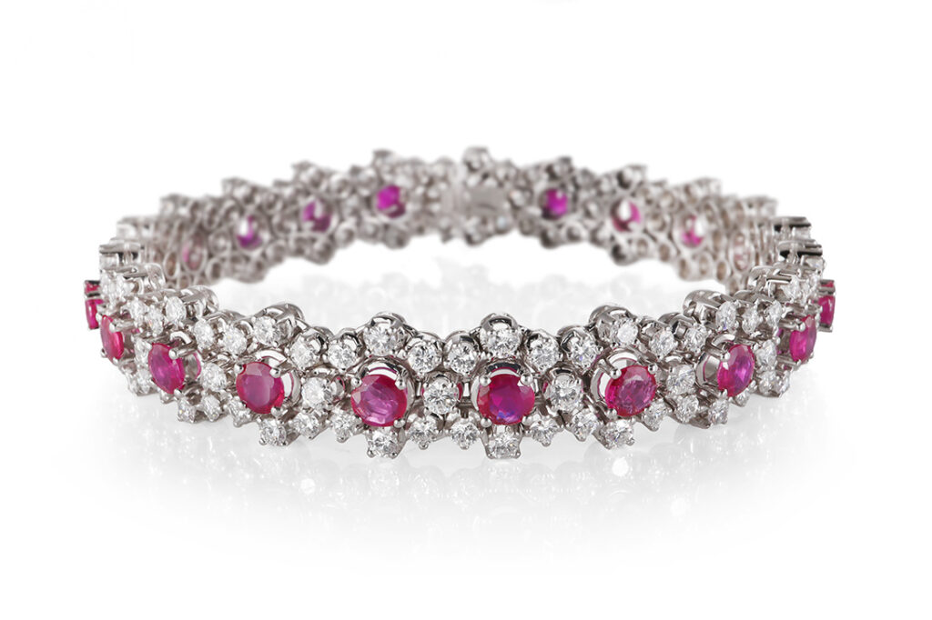 Armband MOGOK Rubine unbehandelt 7,0 ct Brillanten 6,7 ct 750 IGI [BRORS 20566]