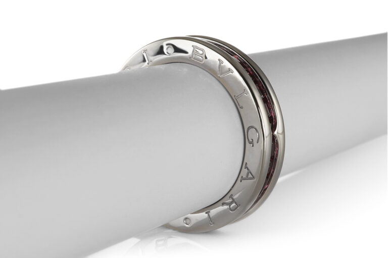 Bvlgari Bulgari B. Zero 1 Ring mit Rhodolith 750 Weißgold Gr 50 [BRORS 20592]