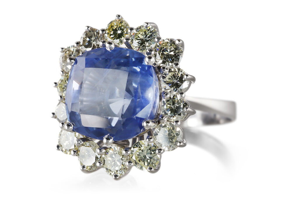 Ring Saphir unbehandelt 7,0 ct Sri Lanka + 14 Brillanten Gold IGI [BRORS 20596]