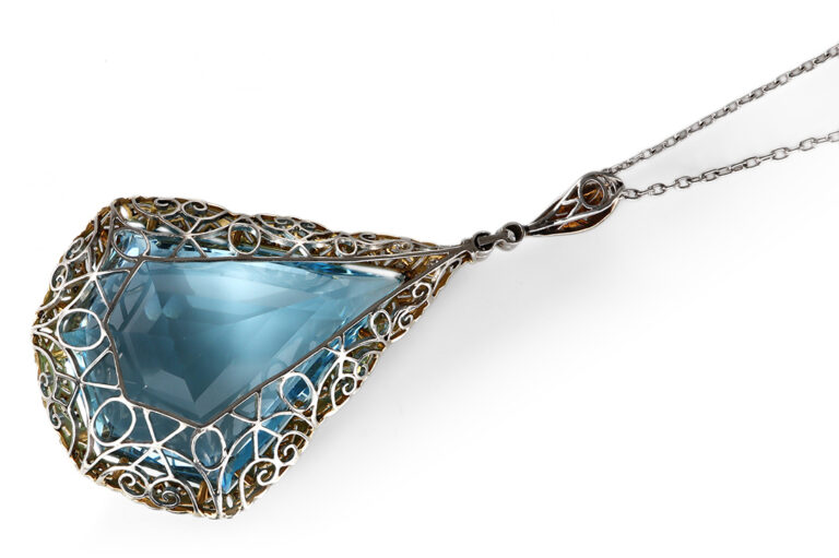 Aquamarin Anhänger 64 Karat ! Deep Blue + 54 Dia. Platin Gold IGI [BRORS 20631]