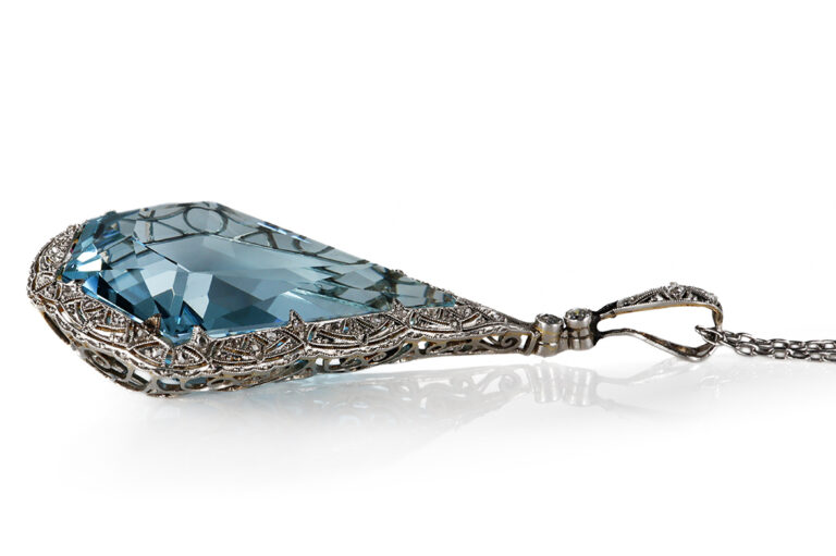 Aquamarin Anhänger 64 Karat ! Deep Blue + 54 Dia. Platin Gold IGI [BRORS 20631]