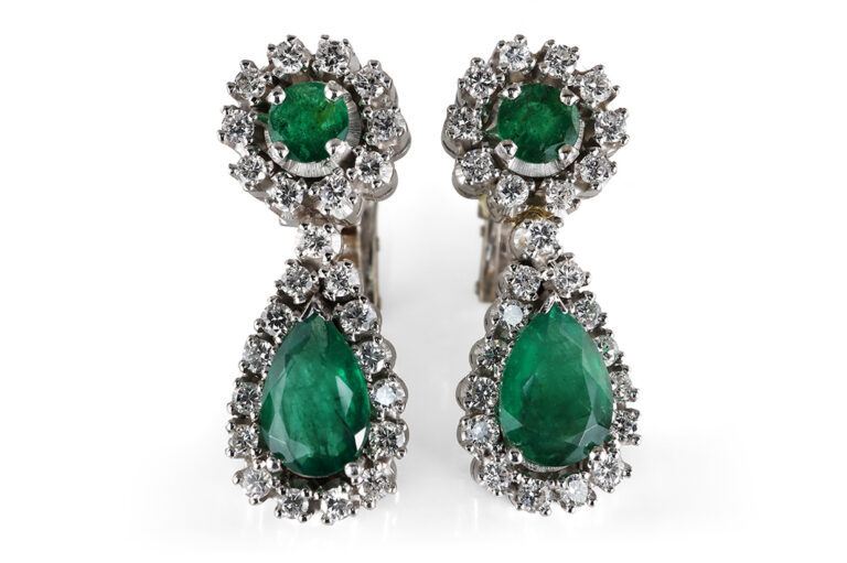 Ohrstecker 4 Smaragde 2,6 ct + 50 Brillanten 1,3 ct 750 Gold IGI [BRORS 20632]