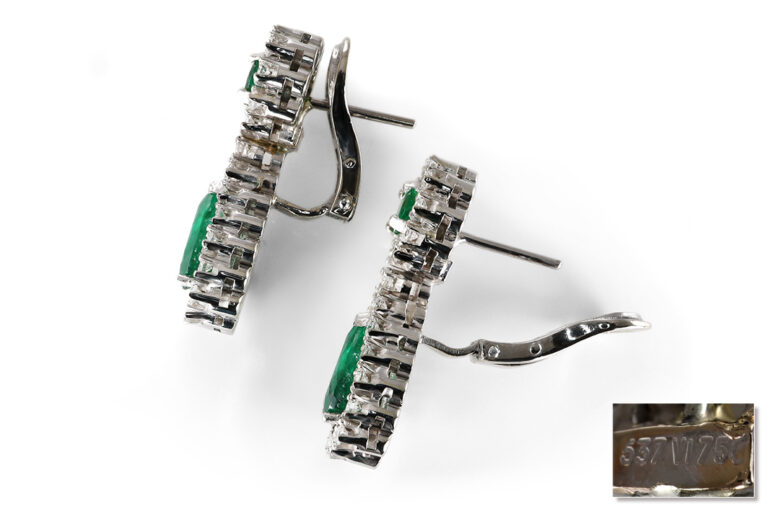 Ohrstecker 4 Smaragde 2,6 ct + 50 Brillanten 1,3 ct 750 Gold IGI [BRORS 20632]