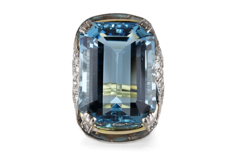 Ring antik Aquamarin 28 Karat Deep Blue 46 Diamanten 585 Gold IGI [BRORS 20639]