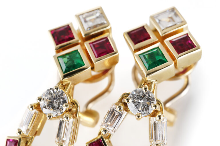 Ohrclipse Diamanten-Saphir-Rubin-Smaragd 750 Gold IGI [BRORS 20704]