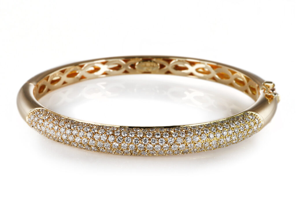 Armreif WEMPE 233 Brillanten ca 2,20 ct TW/VVS 750 Gold [BRORS 20706]