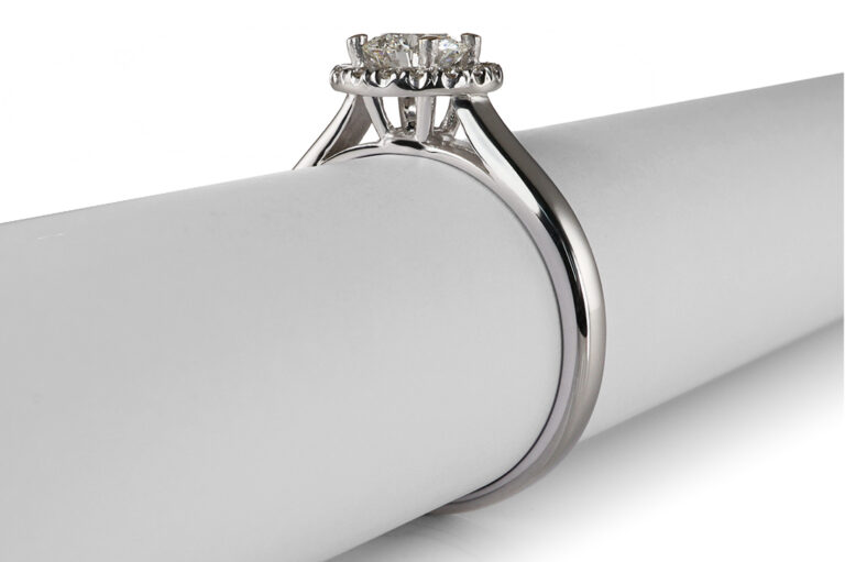 Ring 1 Brillant 0,53 ct VVS 2/G + Brillanten 750 Gold DPL Gr.55 [BRORS 20713]