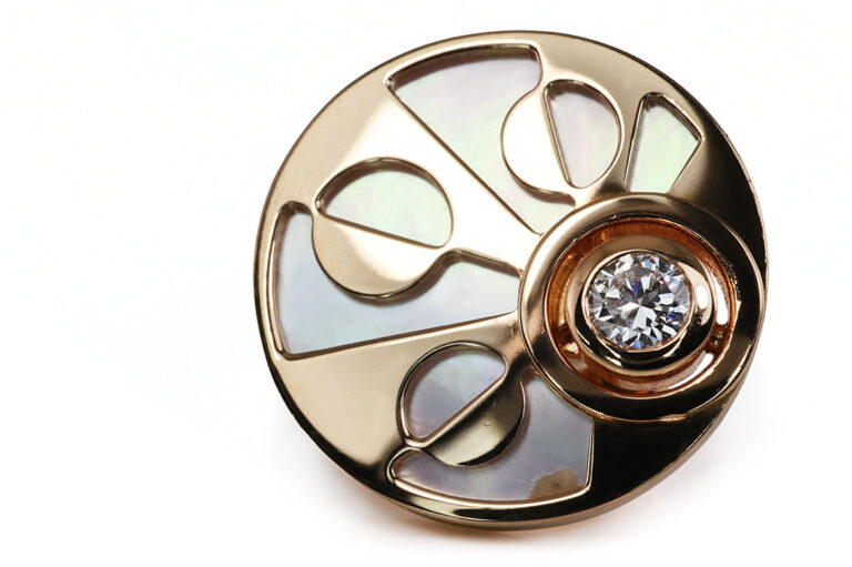 Bvlgari Ohrstecker INTARSIO 2 Brillanten Perlmutt 750 Rosegold [BRORS 20725]