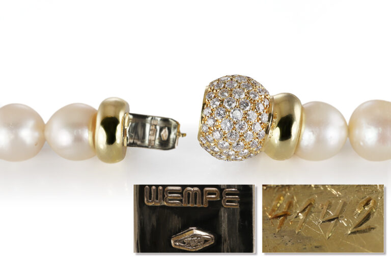 Wempe Akoya Perlenkette 108 Brillanten ca 2,4 ct TW/lupenrein Gold [BRORS 20726]