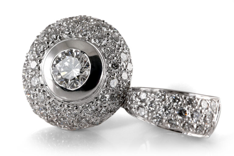 WEMPE Brillant Anhänger 66 Brillanten ca 1,8 ct IF-SI 750 Gold [BRORS 20730]