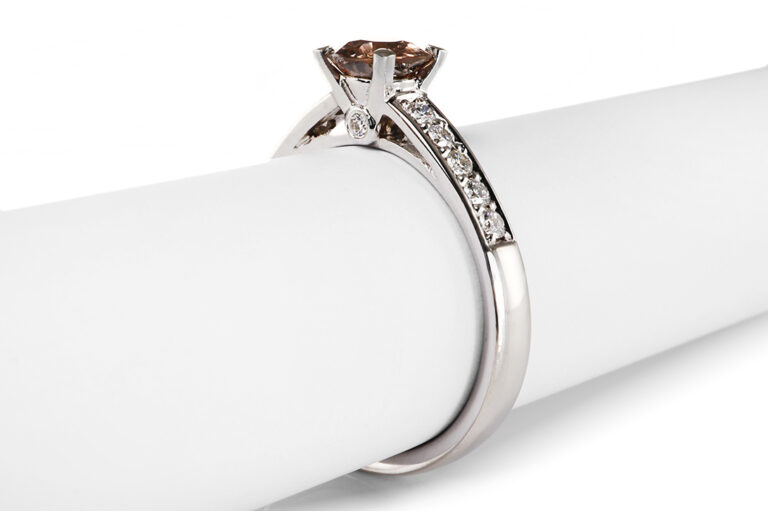 Ring 1 Diamant 0,68 FANCY brown + 12 Brillanten 750 Gold DPL Gr 54 [BRORS 20786]