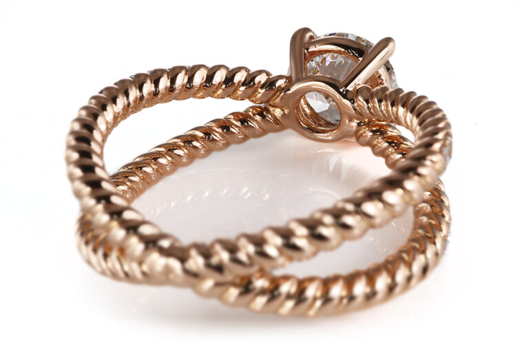 Ring 1 Brillant 1,23 ct F/VS 2 + 40 Brillanten 750 Gold DPL Gr. 54 [BRORS 20819]