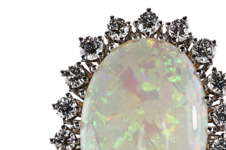 Ring 1 Opal 4,5 ct + 18 Brillanten 0,8 ct 750 Weißgold IGI Gr 56[BRORS 20753]