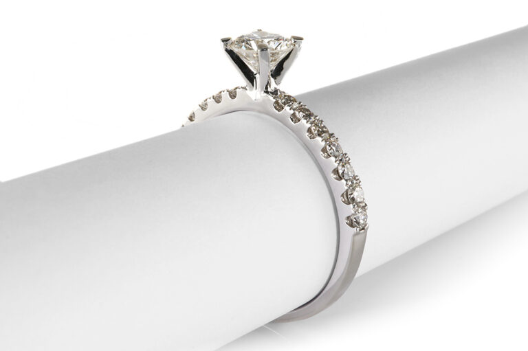 Ring 1 Brillant 0,51 ct H/VVS1 + 14 Brillanten 585 Gold DPL Gr. 54 [BRORS 20846]