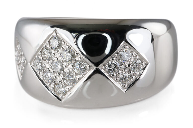 Ring 17 Brillanten ca 0,36 ct TW/VS 750 Weißgold Gr 58 [BRORS 20860]