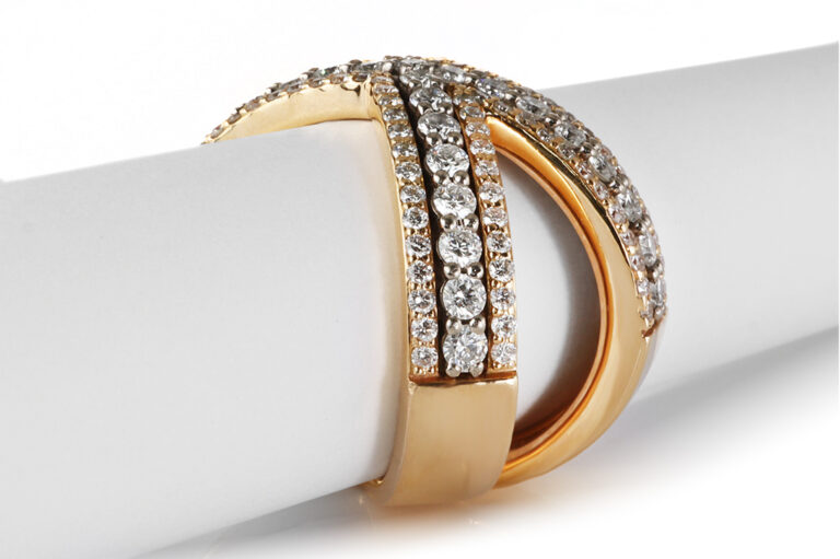 Ring Leo Wittwer 93 Brillanten ca 1,65 ct TW/VS 750 Gelbold Gr 52 [BRORS 20864]