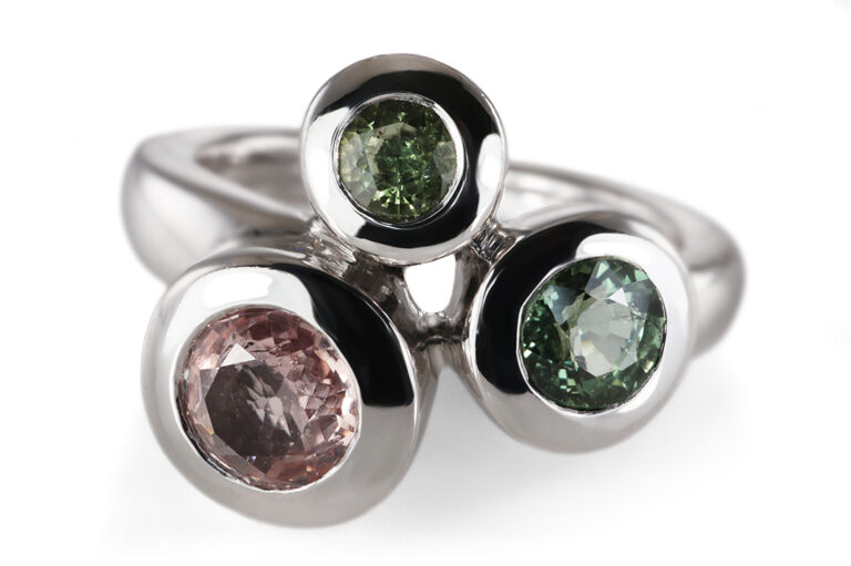 Ring A.ODENWALD MELODY 3 bunte Saphire 750 Weißgold Gr 56 [BRORS 20884]