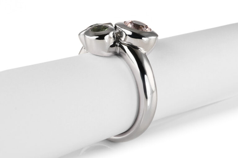 Ring A.ODENWALD MELODY 3 bunte Saphire 750 Weißgold Gr 56 [BRORS 20884]