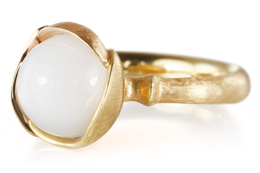 NEU Ring Ole Lynggaard Lotus No1 Mondstein Weiß Gr 52 [BRORS 20905]