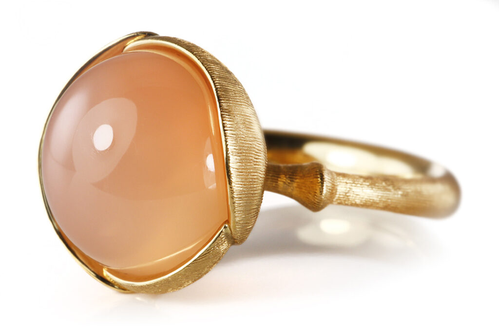 NEU Ring Ole Lynggaard Lotus No2 Mondstein Blush Gr 53 [BRORS 20912]