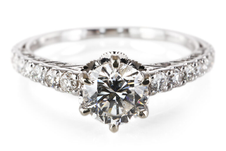 Ring 1 Brillant 0,56 ct H/VS2 + 40 Brillanten 750 Gold DPL Gr 54 [BRORS 20932]