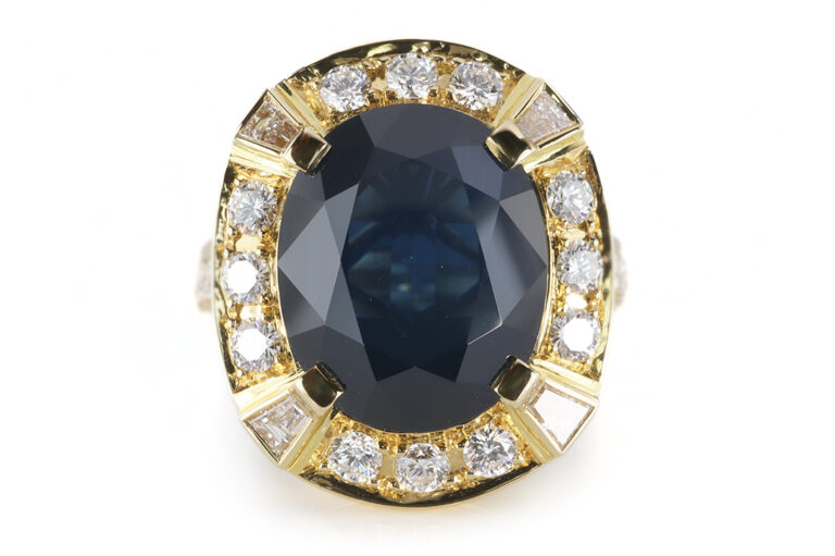 NEU Ring Saphir ca 9,2 ct 22 Diamanten ca 1,0 ct River-TW 750 Gold [BRORS 20936]
