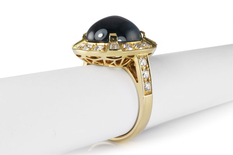 NEU Ring Saphir ca 12,09 ct 22 Diamanten ca 1,09 ct TW 750 IGI [BRORS 20937]