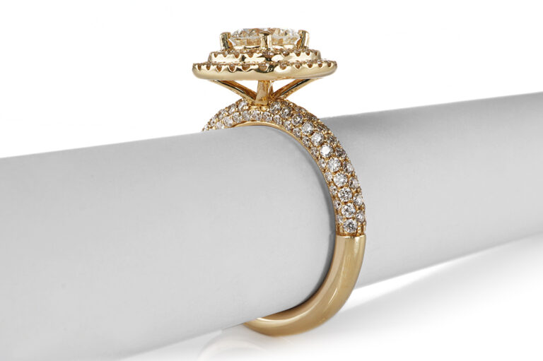 Ring 1 Brillant 0,95 ct H/VVS2 156 Brillanten 1,07 ct 750 DPL Gr54 [BRORS 20941]
