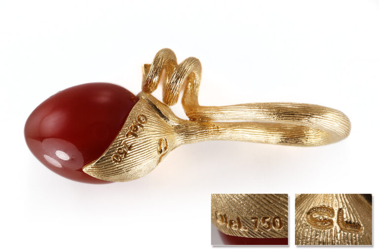 Anhänger OLE LYNGGAARD Lotus Sprout pendant Karneol 750 Gelbgold [BRORS 20947]