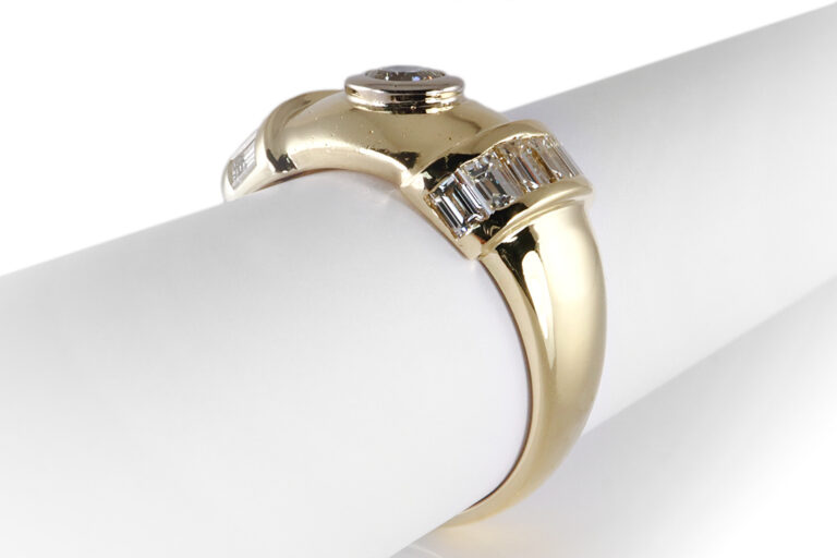 Ring 13 Diamanten ca. 1,35 ct F-G/VVS-VS 750 Gelbgold Gr 62 IGI [BRORS 19645]