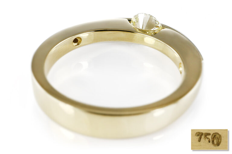 Ring 1 Brillant beweglich montiert +2 Diamanten 750 Gold IGI Gr 59 [BRORS 20796]