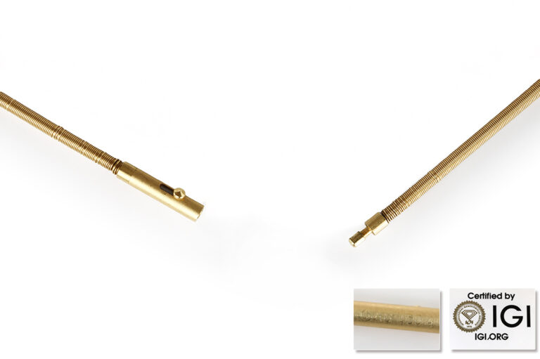 Anhänger mit Schnur 36 Diamanten ca. 2,8 ct 750 Gold IGI [BRORS 20959]