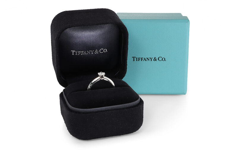 Tiffany & Co. Solitär Ring Verlobungsring River/VS Platin Gr 49 [BRORS 20985]
