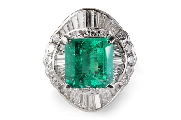 Ring Smaragd 2,75 ct + 58 Diamanten ca 1,35 ct E-G/VS-SI IGI [BRORS 20995]