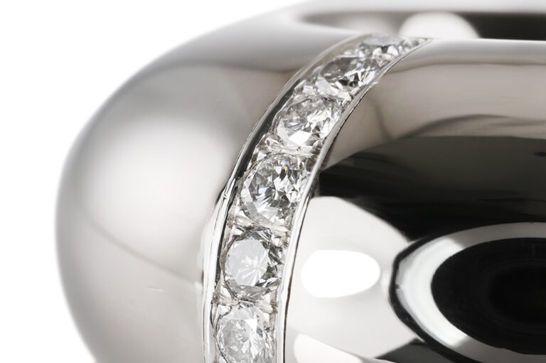 Ring Schubart 11 Brillanten ca 0,22 ct TW/VS 750 + Platin Gr 56 [BRORS 21032]
