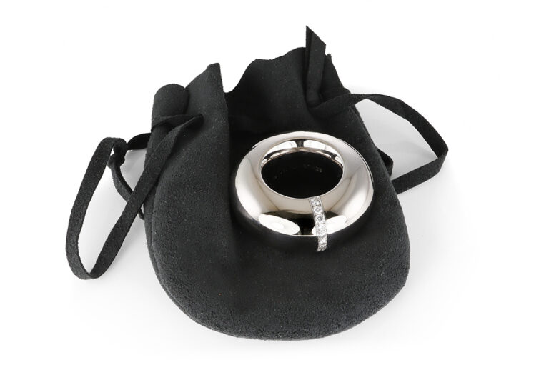 Ring Schubart 11 Brillanten ca 0,22 ct TW/VS 750 + Platin Gr 56 [BRORS 21032]