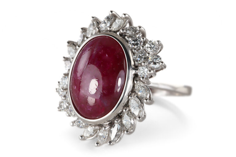 Ring Rubin unbehandelt 7,46 ct + 24 Brillanten ca 1,08 ct Gold IGI [BRORS 21056]